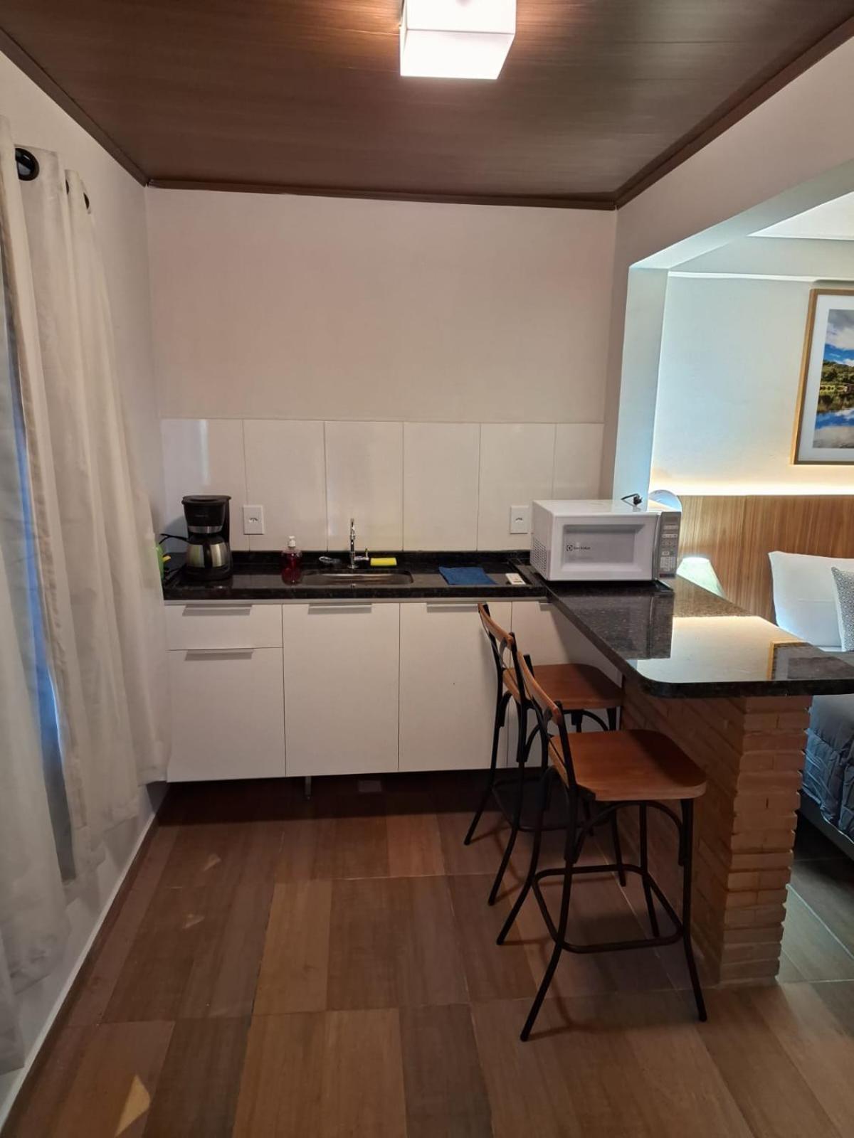 Ipe Suites ドミンゴス・マルチンス エクステリア 写真